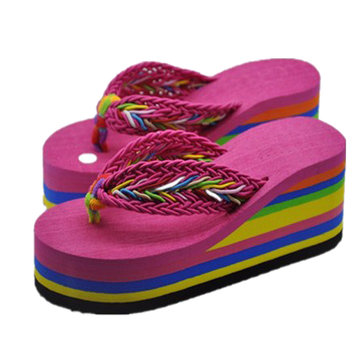 Mode féminine coin pantoufles de plate-forme hight talon arc tongs sandales de plage 